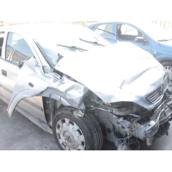 opel astra g berlina del año 2002