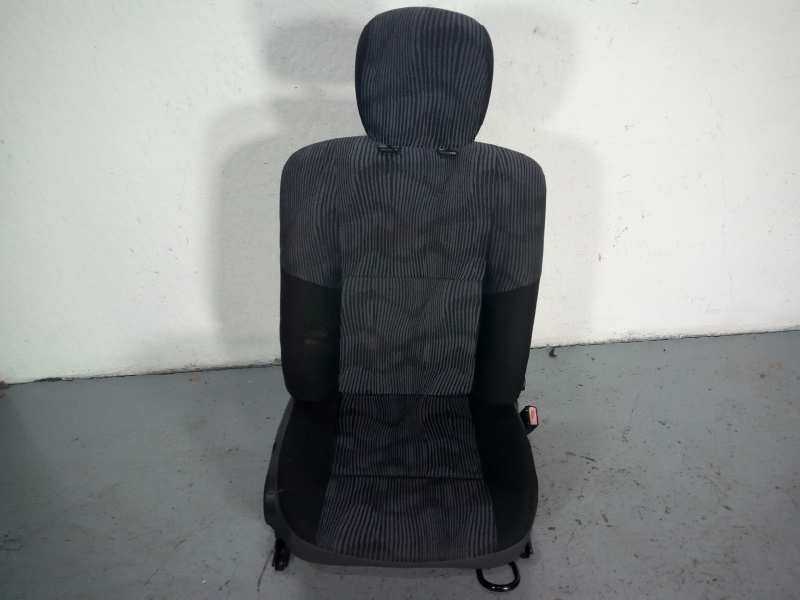 Recambio de asiento delantero derecho para dacia sandero 1.6 cat referencia OEM IAM   