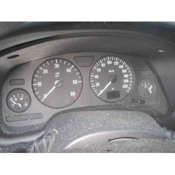 opel astra g berlina del año 2002