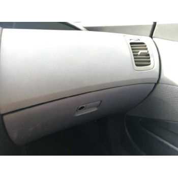 nissan primera berlina (p12) del año 2002