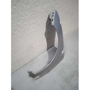 Recambio de aleta delantera izquierda para renault grand scenic 1.6 referencia OEM IAM   