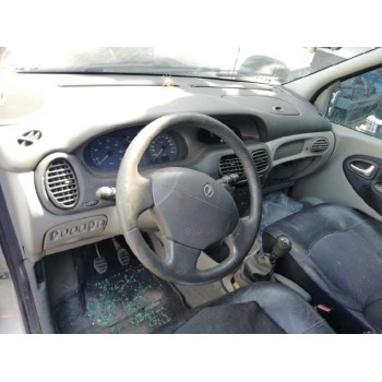 renault scenic (ja..) del año 2003