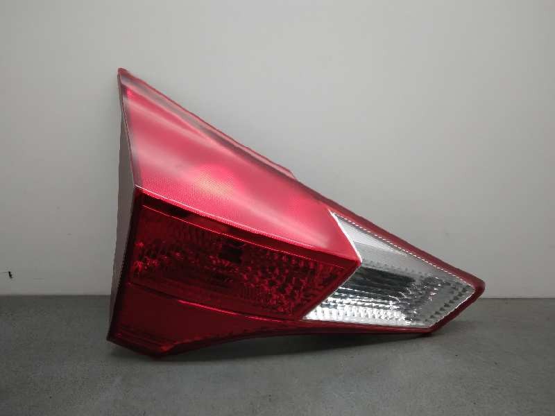 Recambio de piloto trasero izquierdo interior para toyota rav 4 active referencia OEM IAM E1313670  