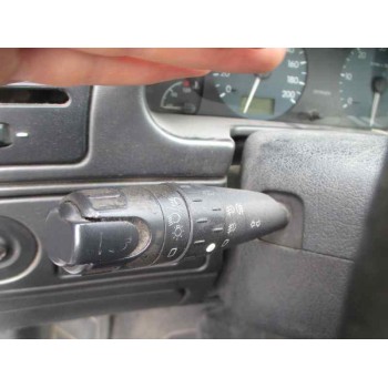 citroën xsara berlina del año 2000