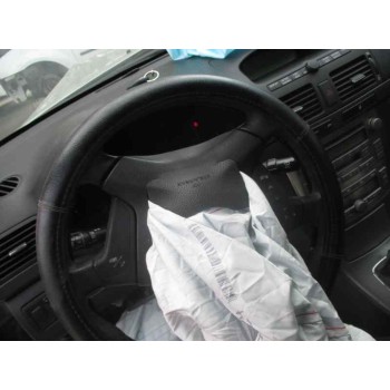 toyota avensis berlina (t25) del año 2003