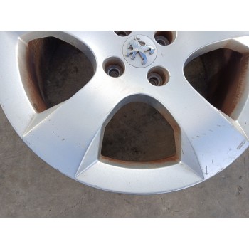 Recambio de llanta para peugeot 3008 i monospace (0u_) 1.6 hdi referencia OEM IAM 7.5JX17 CH4 ET29 9673738677 