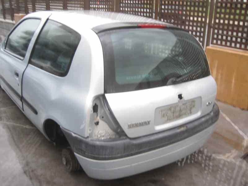 renault clio ii fase i (b/cbo) del año 2000