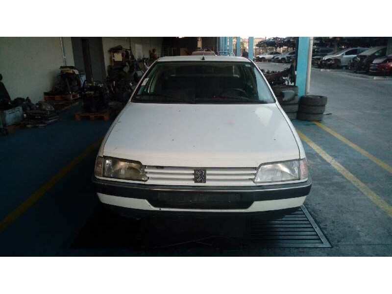 PEUGEOT 405 BERLINA
