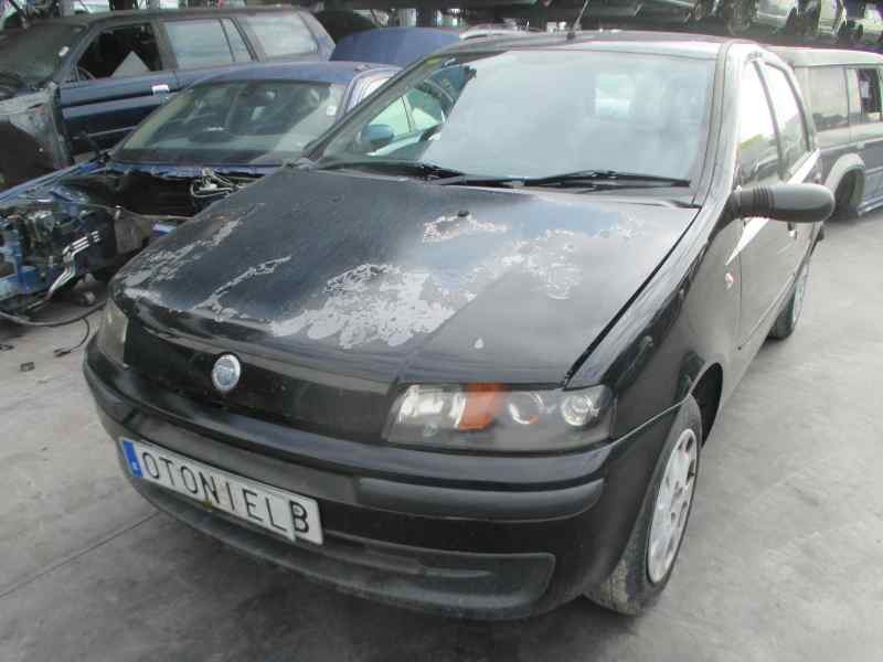 fiat punto berlina (188) del año 2000