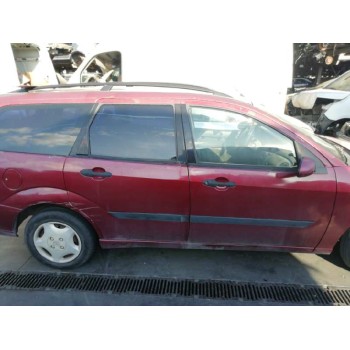ford focus berlina (cak) del año 2003