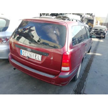 ford focus berlina (cak) del año 2003