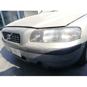 volvo s60 berlina del año 2001