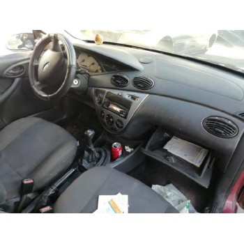 ford focus berlina (cak) del año 2003