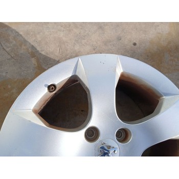 Recambio de llanta para peugeot 3008 i monospace (0u_) 1.6 hdi referencia OEM IAM 7.5JX17 CH4 ET29 9673738677 