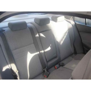 nissan primera berlina (p12) del año 2002