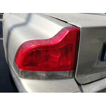 volvo s60 berlina del año 2001