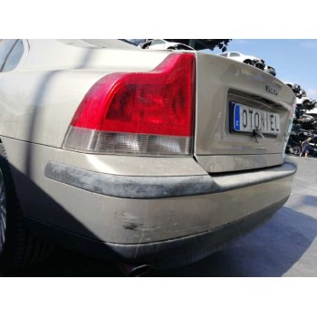 volvo s60 berlina del año 2001