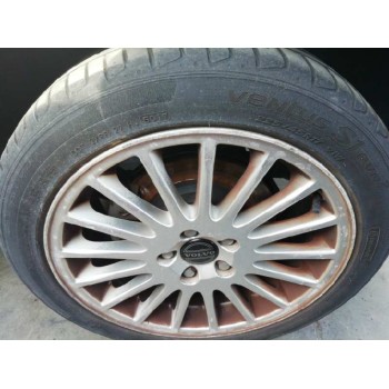 volvo s60 berlina del año 2001