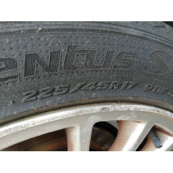 volvo s60 berlina del año 2001