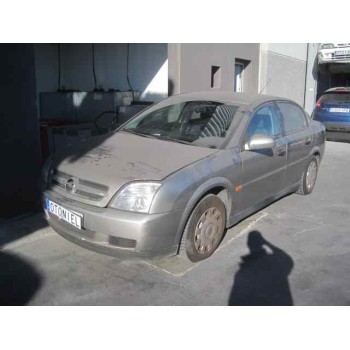 opel vectra c berlina del año 2003