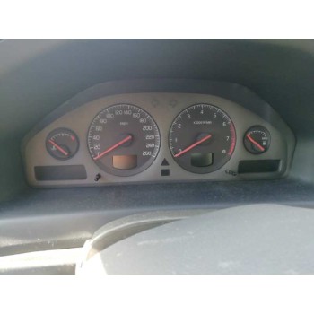 volvo s60 berlina del año 2001