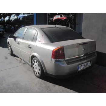 opel vectra c berlina del año 2003