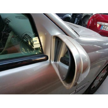 mercedes-benz clase c (w203) berlina del año 2001