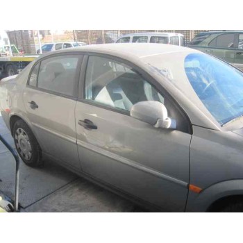 opel vectra c berlina del año 2003