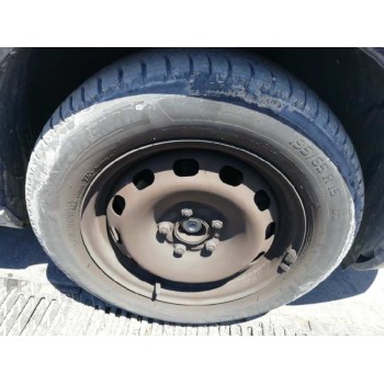 ford focus berlina (cap) del año 2006