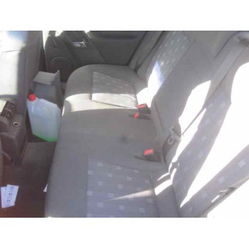 opel vectra c berlina del año 2003