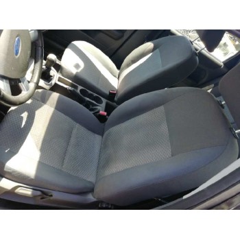 ford focus berlina (cap) del año 2006