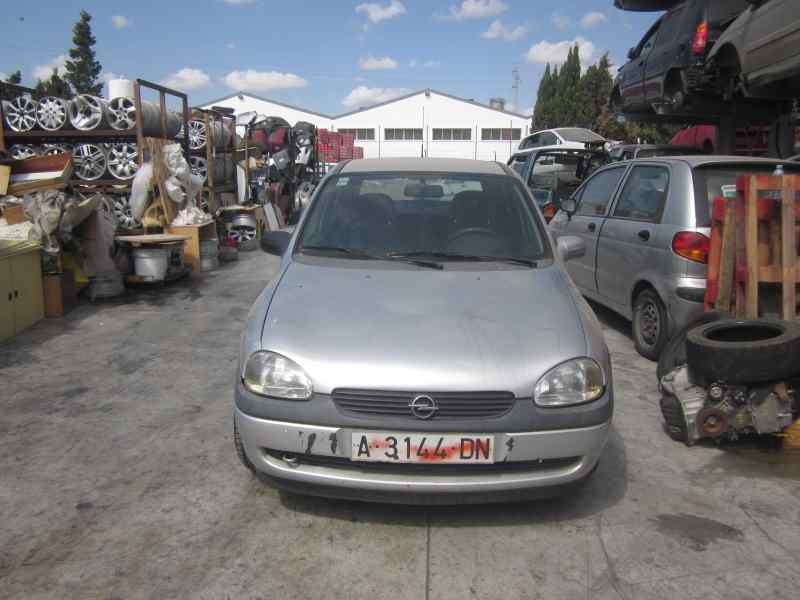 opel corsa b del año 1998