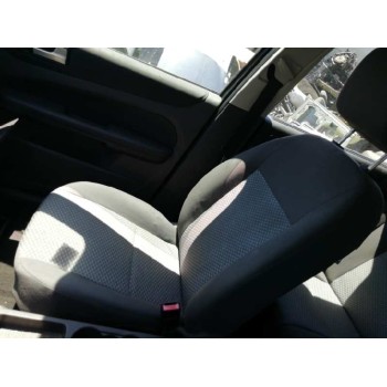 ford focus berlina (cap) del año 2006