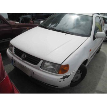volkswagen polo berlina (6n1) del año 1995