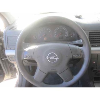 opel vectra c berlina del año 2003