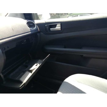 ford focus berlina (cap) del año 2006