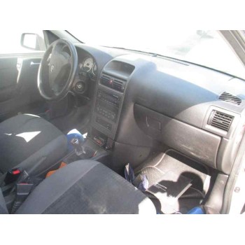 opel astra g berlina del año 2003