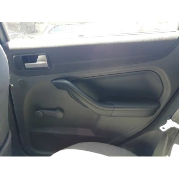 ford focus berlina (cap) del año 2006