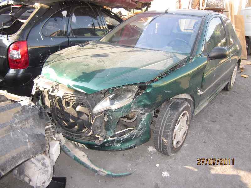 peugeot 206 berlina del año 2002