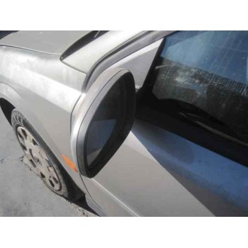 opel vectra c berlina del año 2003