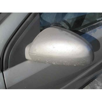 opel vectra c berlina del año 2003