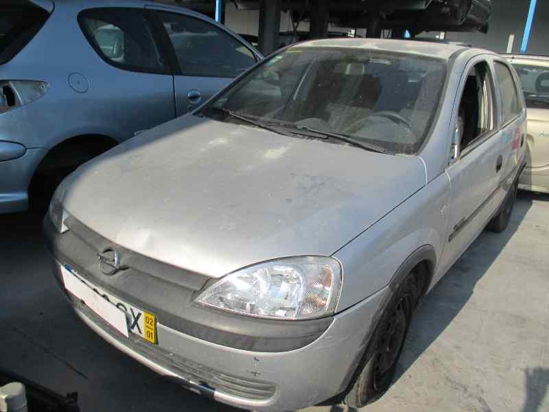 opel corsa c del año 2000