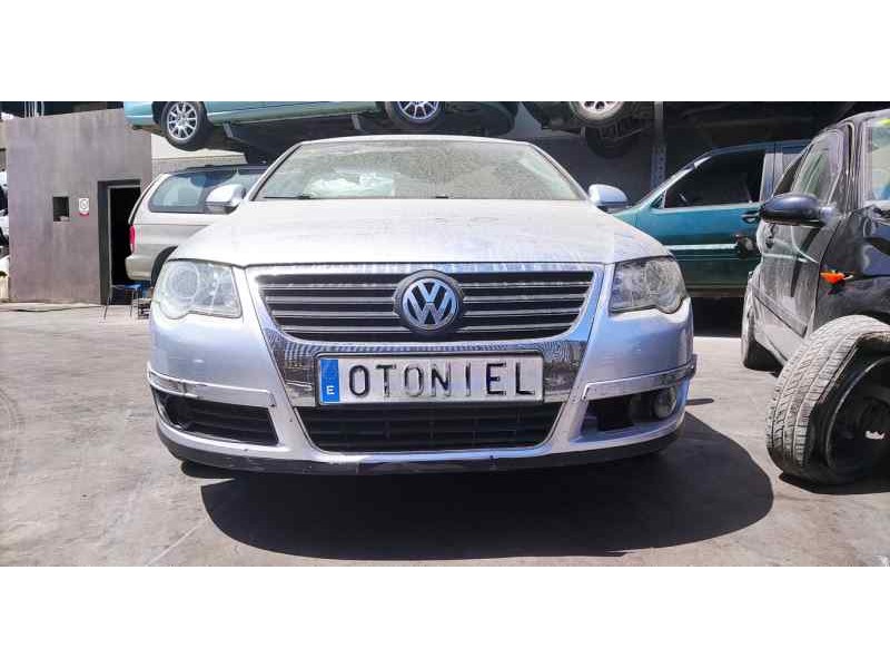 VOLKSWAGEN PASSAT BERLINA (3C2)