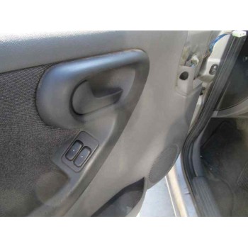 opel corsa c del año 2000