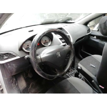 peugeot 207 del año 2006