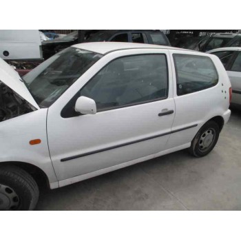volkswagen polo berlina (6n1) del año 1995