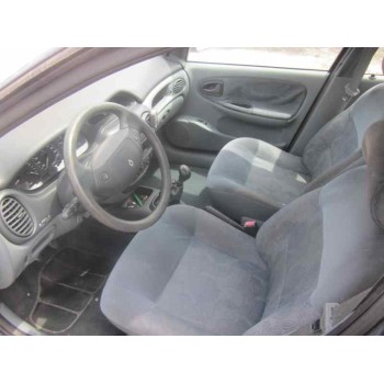 renault megane i berlina hatchback (ba0) del año 1996