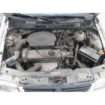 volkswagen polo berlina (6n1) del año 1995