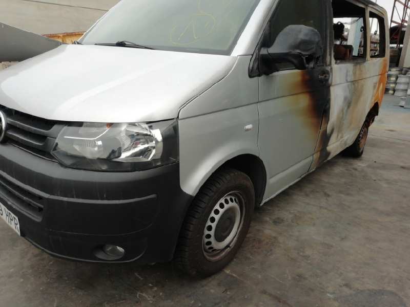 VOLKSWAGEN T5 TRANSPORTER (7E)