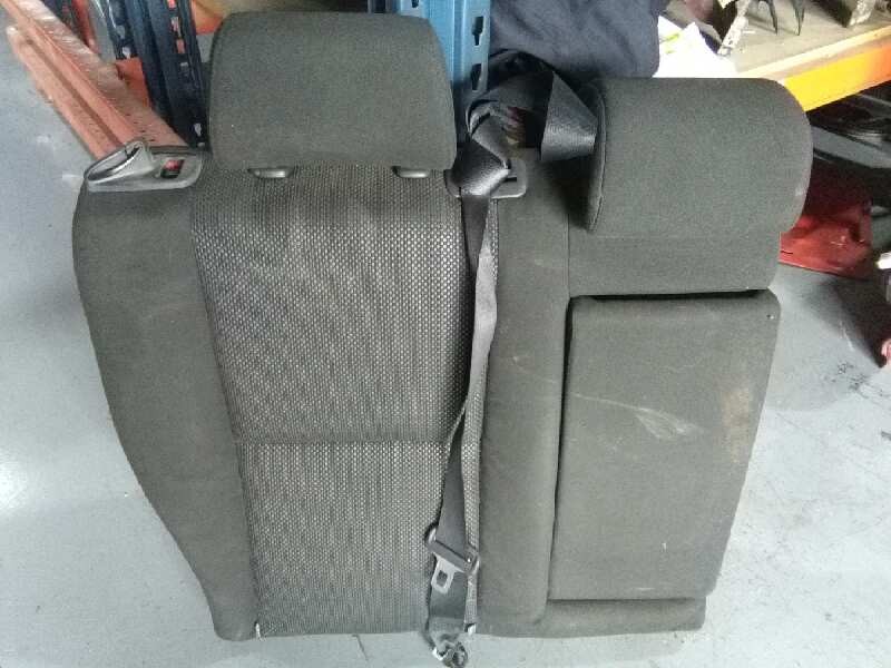 Recambio de cinturon seguridad trasero derecho para toyota avensis berlina (t25) 2.0 d4-d executive berlina (5-ptas.) referencia